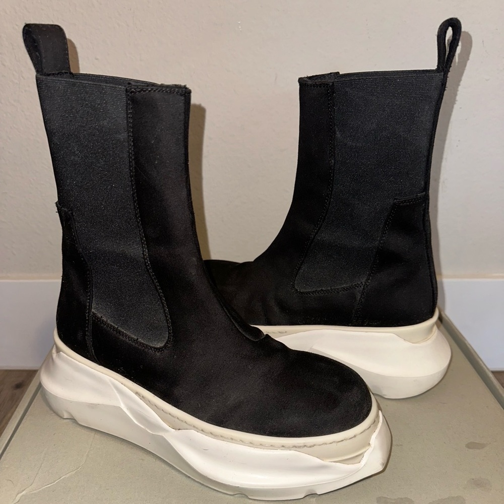 Rick Owen’s DRKSHDW Beatle Slip on Platform Boot- black & white